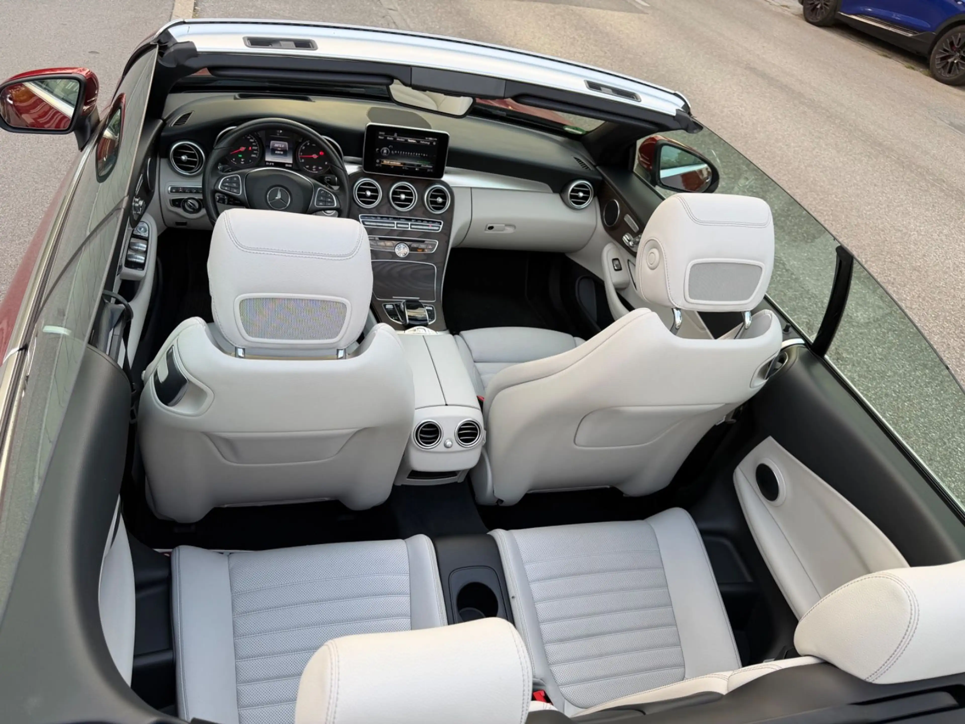 Mercedes-Benz C 300 C Cabrio Head up.Kamera 360.Distronic. — photo 10