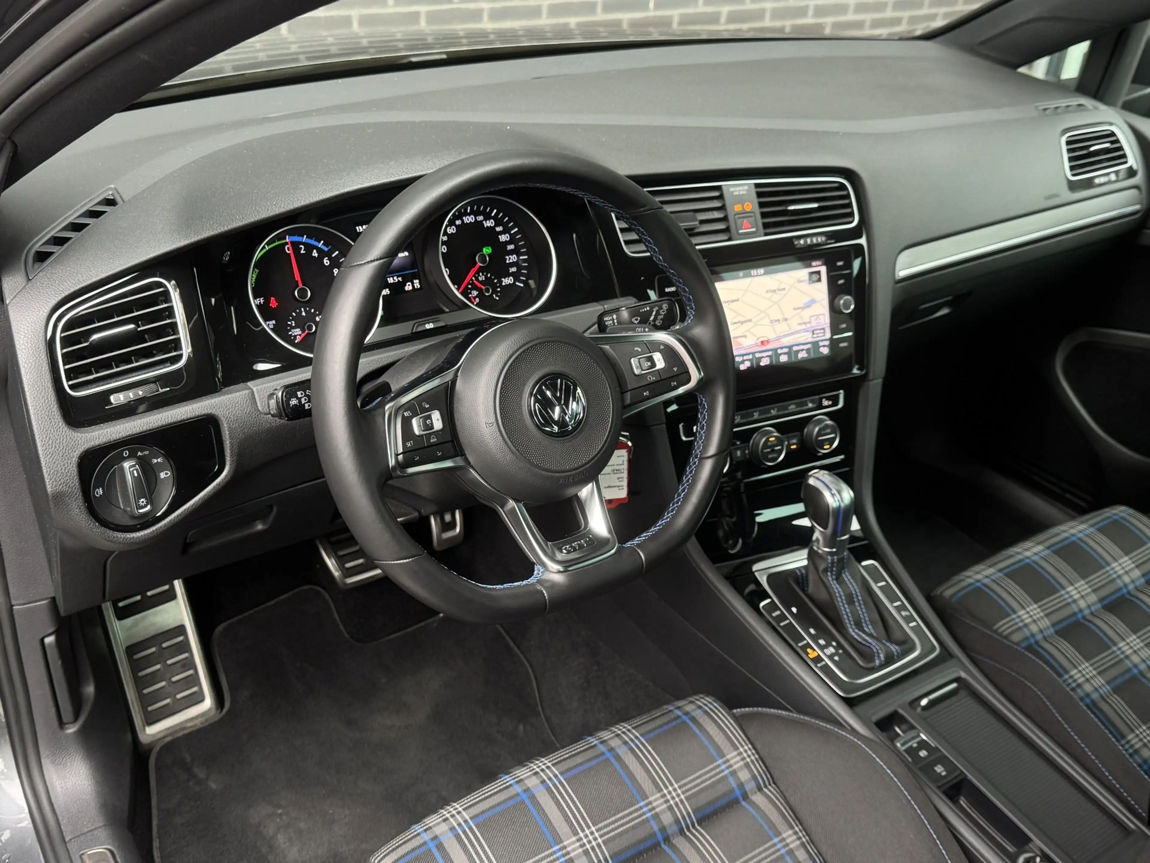 Volkswagen Golf GTE 1.4 TSI PHEV - Facelift|ACC|Standkachel|Camera|Sto — photo 15