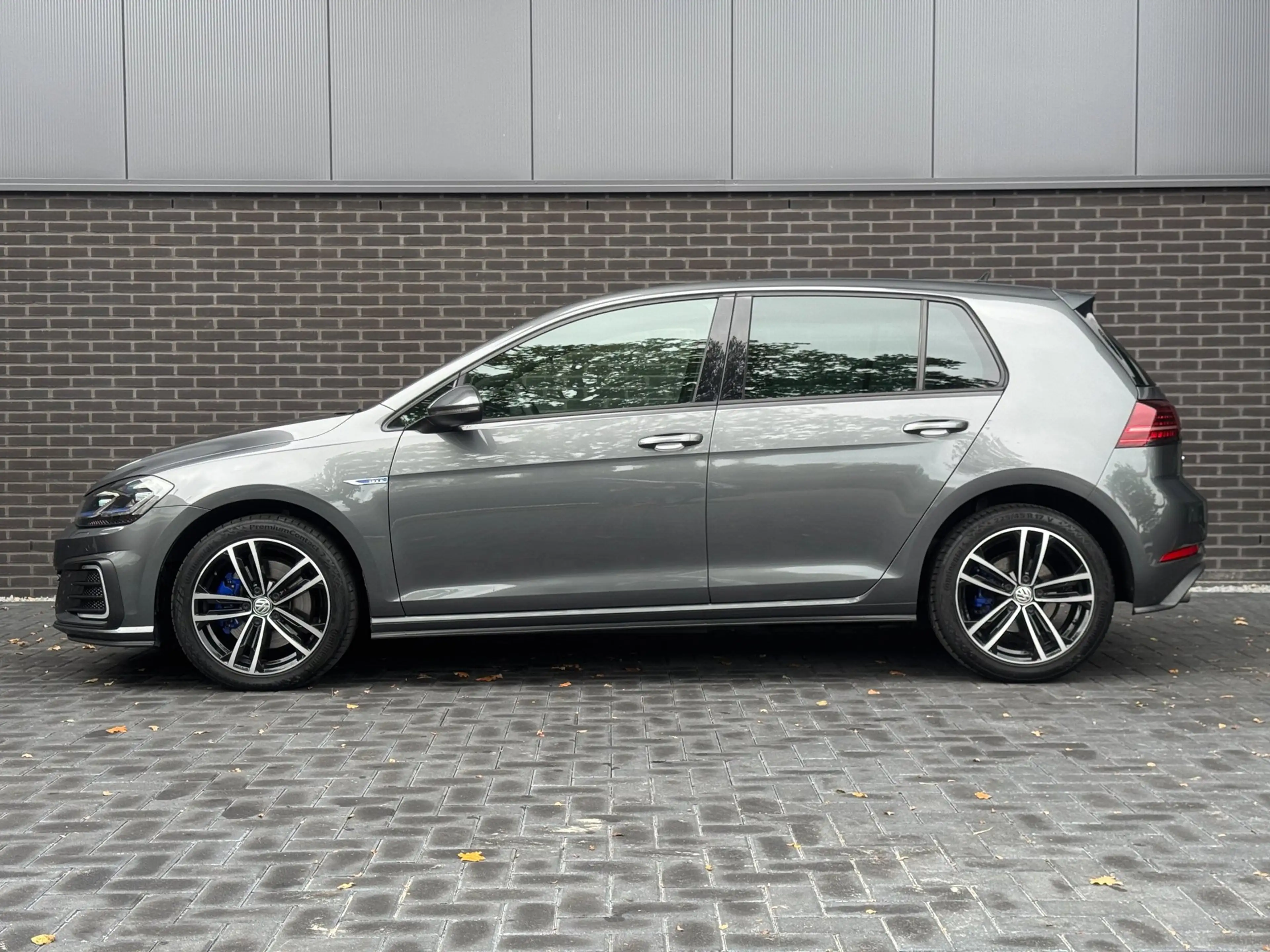 Volkswagen Golf GTE 1.4 TSI PHEV - Facelift|ACC|Standkachel|Camera|Sto — photo 10