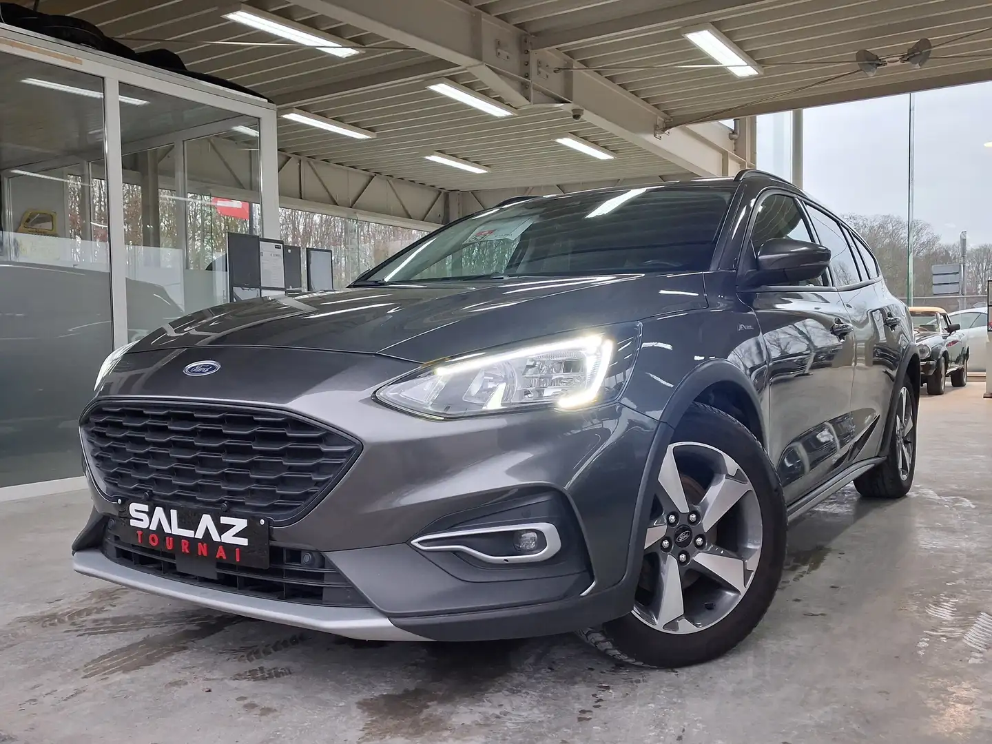 Ford Focus Focus Active 1.0 EcoBoost Business /1 ERE MAIN / Gris - 2