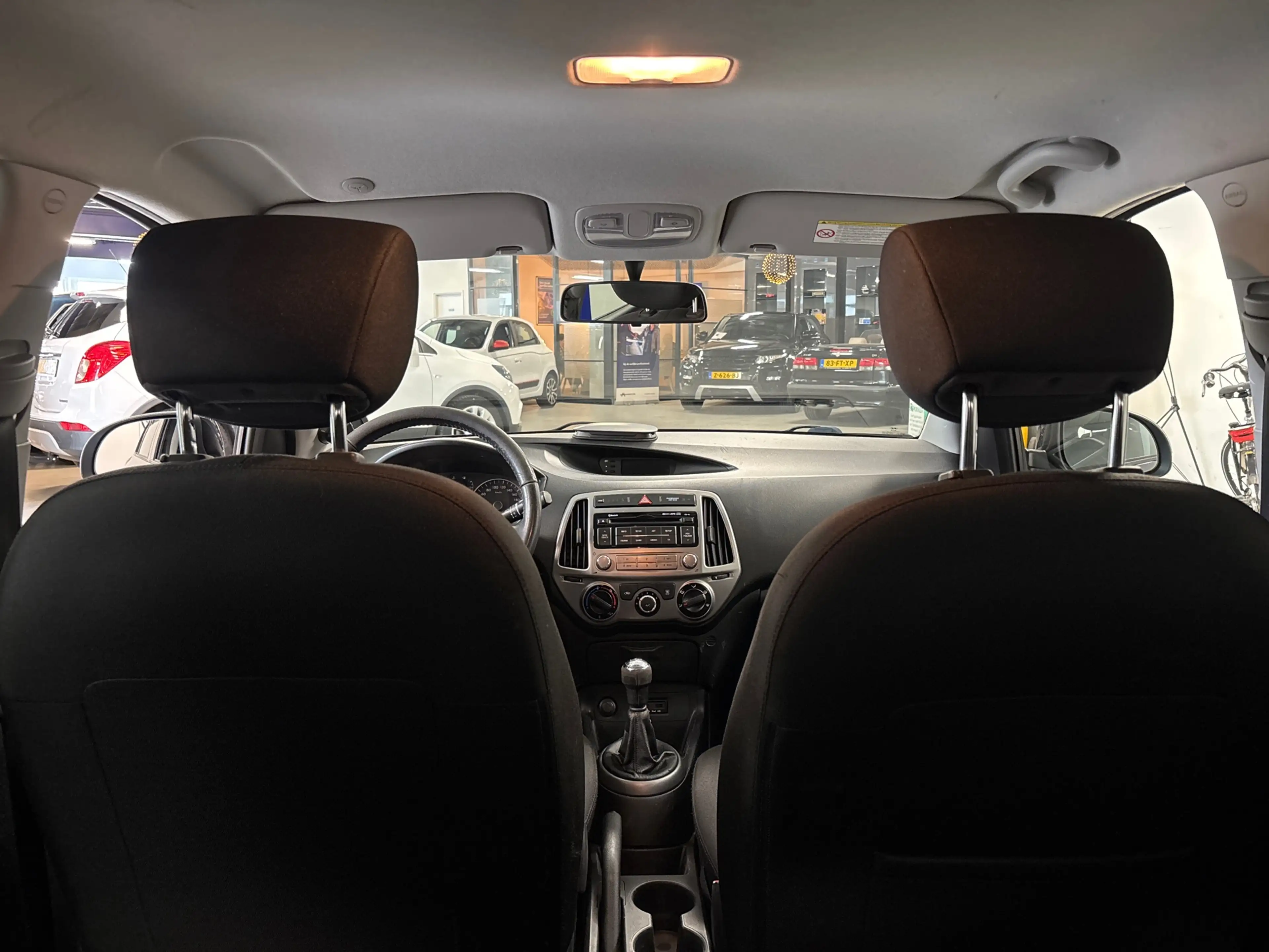 Hyundai i20 1.2i Go Business — photo 8