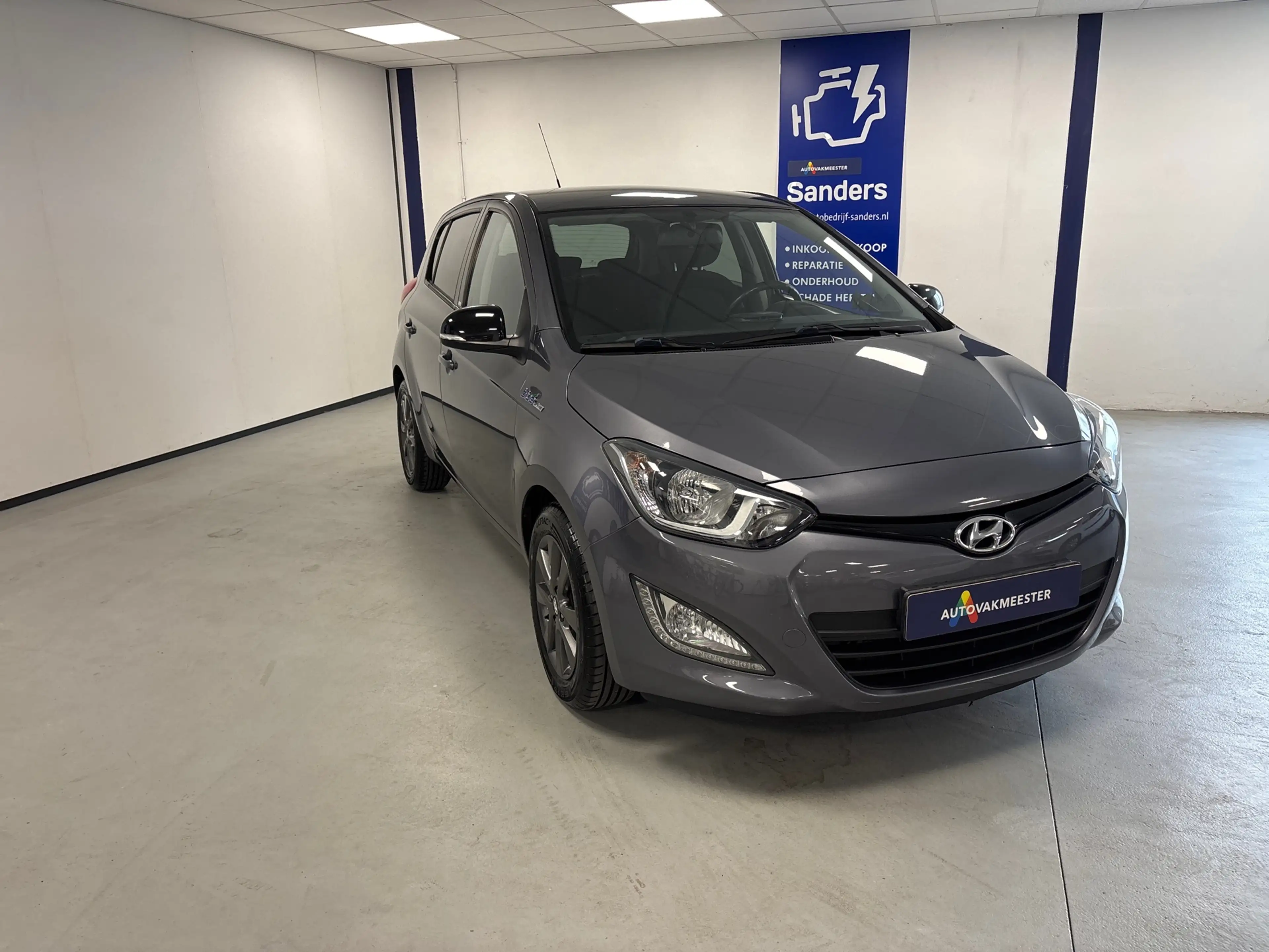 Hyundai i20 1.2i Go Business — photo 3