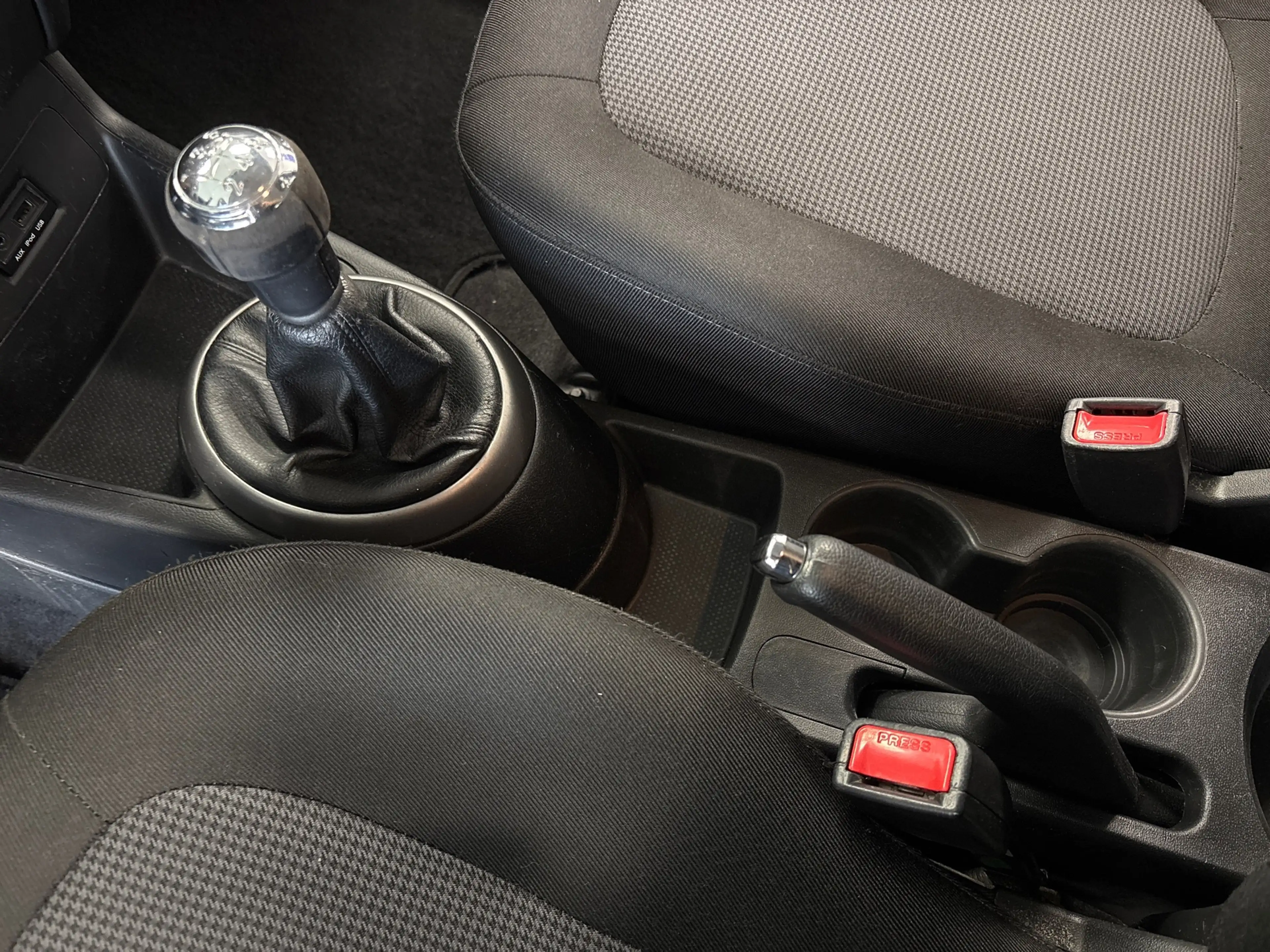 Hyundai i20 1.2i Go Business — photo 15
