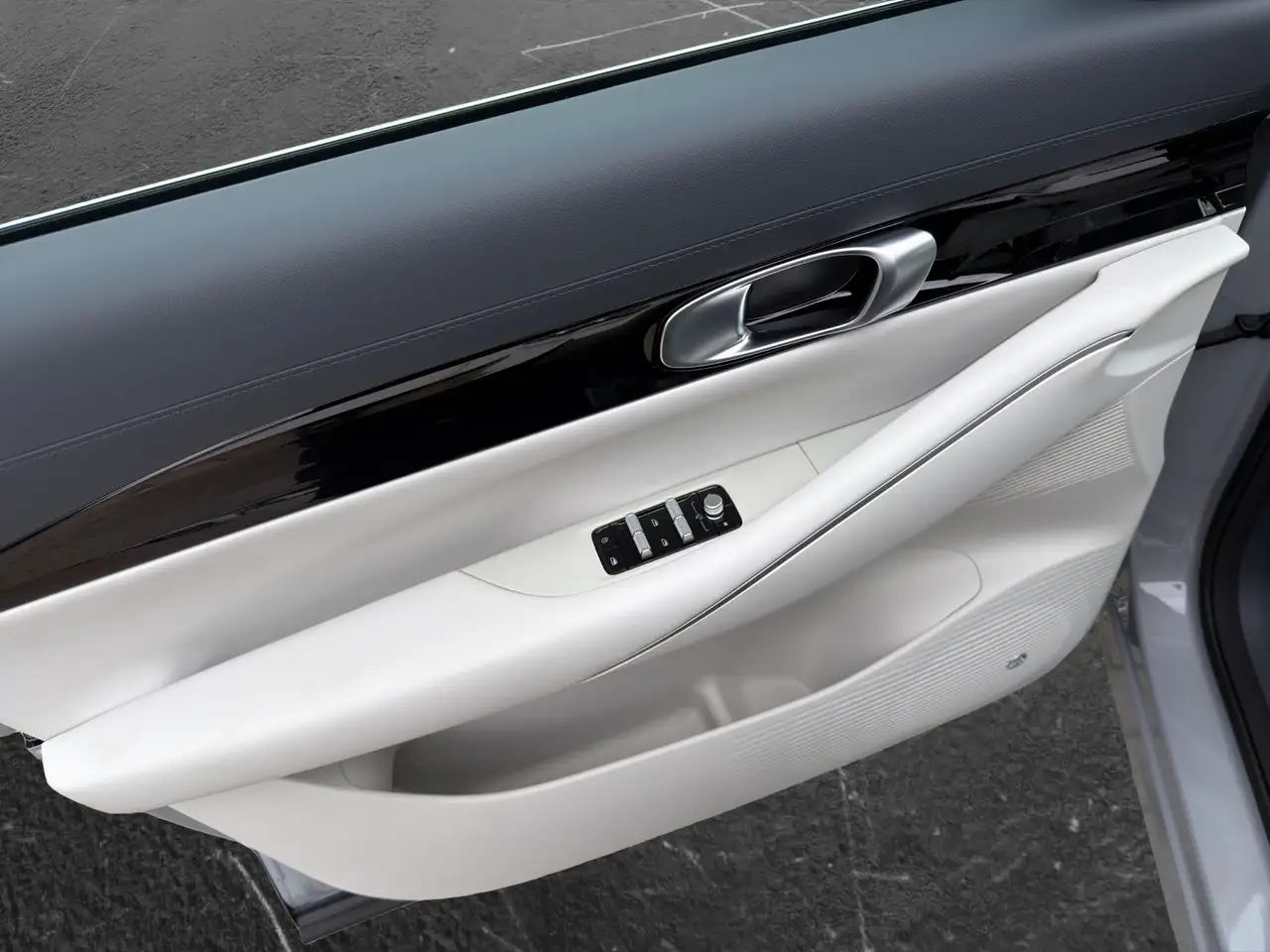 Geely E5 Max+ 68kWh BARPREIS, миниатюра 6