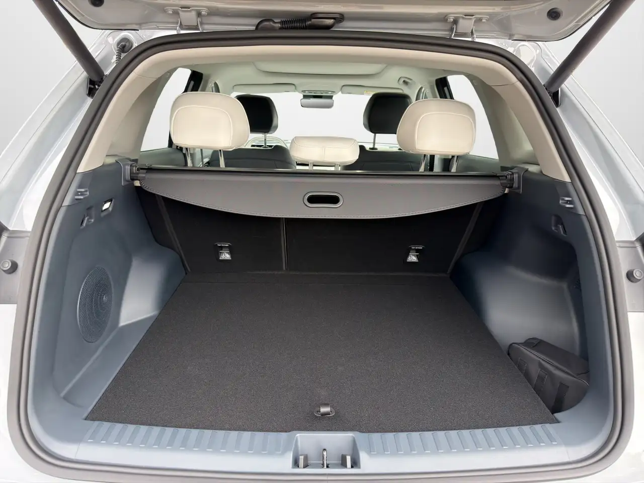 Geely E5 Max+ 68kWh BARPREIS, миниатюра 12