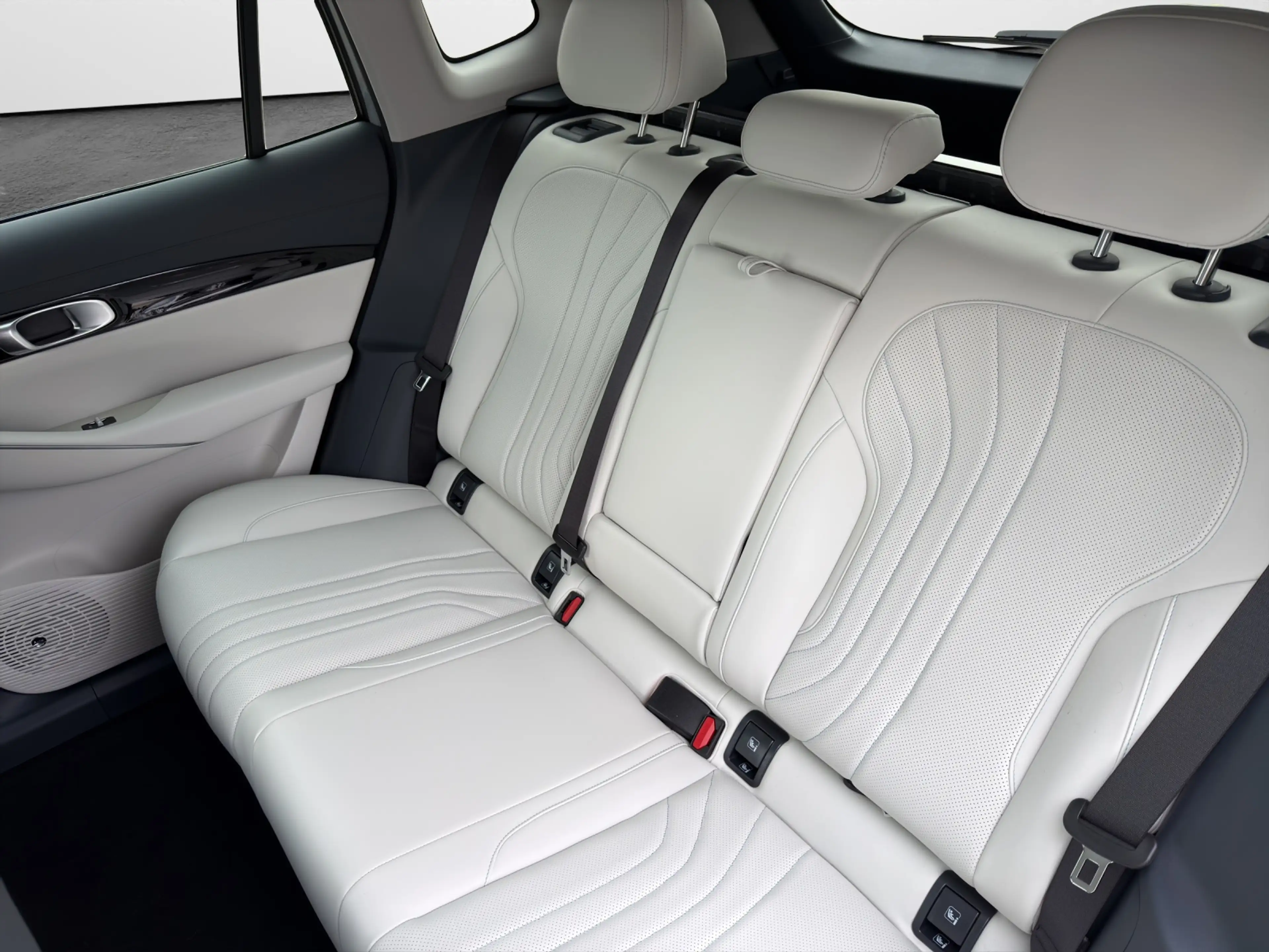 Geely E5 Max+ 68kWh BARPREIS — photo 11