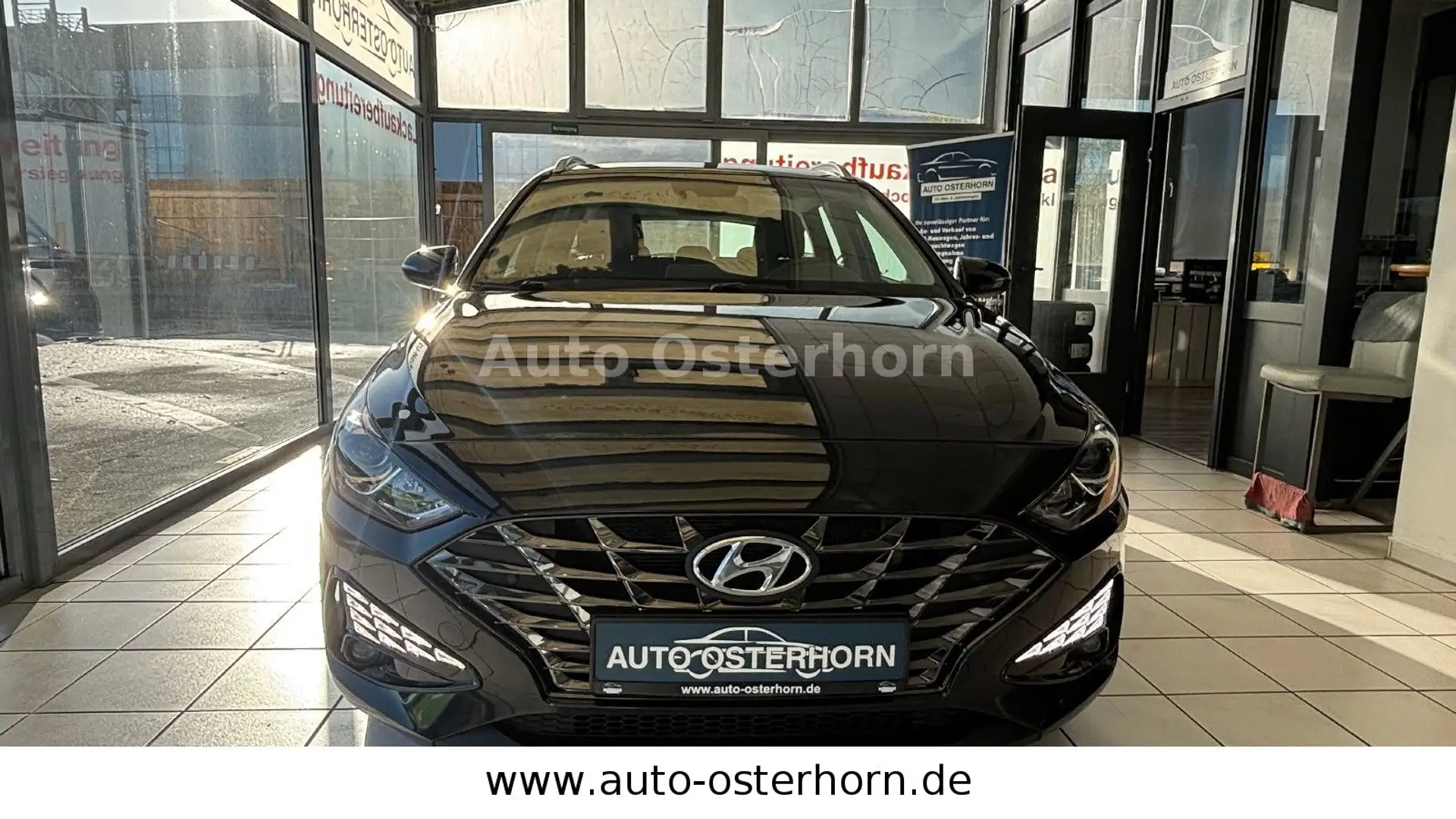 Hyundai i30 cw Trend Mild-Hybrid / Navi Noir - 2