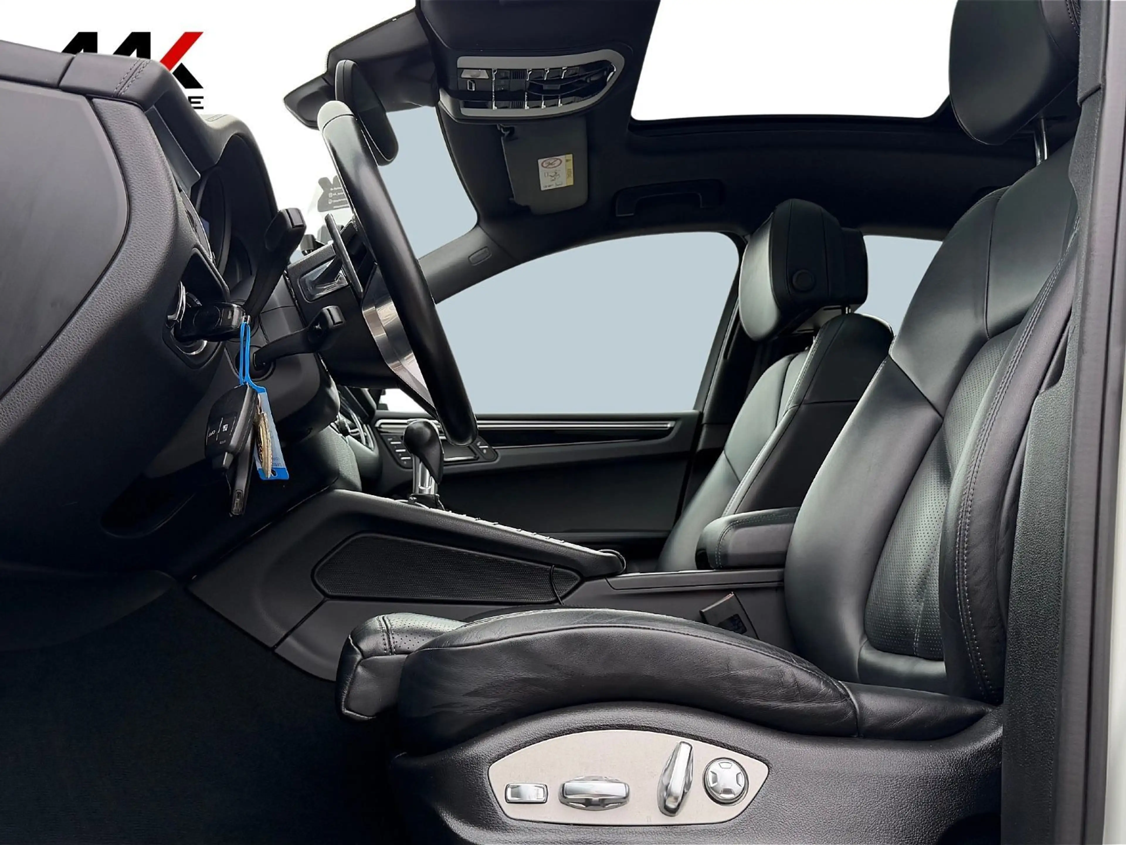Porsche Macan S Diesel *8-FACH*MEMORY*ACC*PANO*RFK* — photo 10