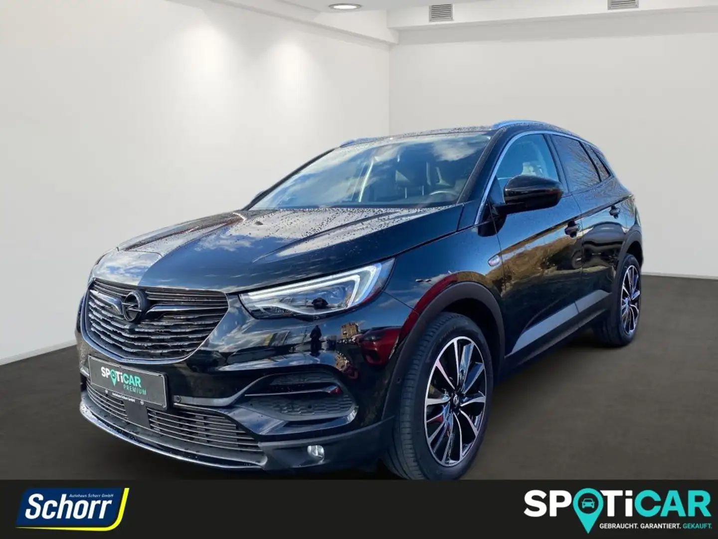 Opel Grandland X 1.2 130PS Ultimate Zwart - 1