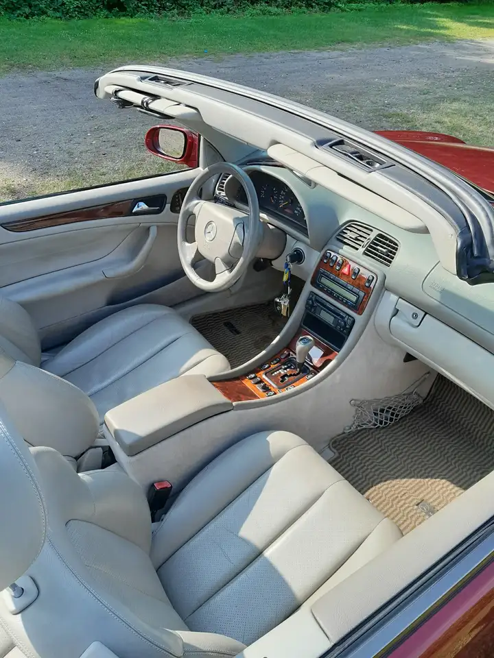 Mercedes-Benz CLK 320 Cabrio Elegance, foto 4