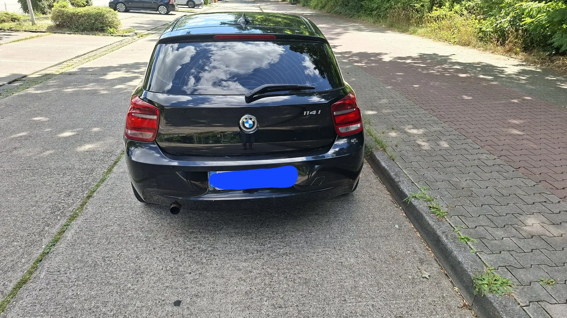 BMW 114 114i - 1