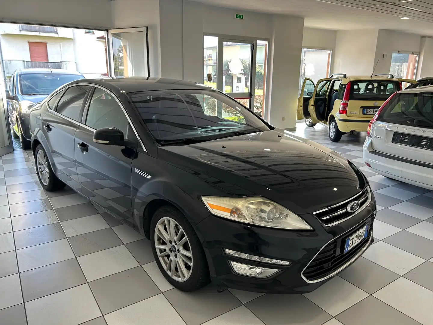Ford Mondeo 2.0 tdci Titanium c/radio 163cv Nero - 2