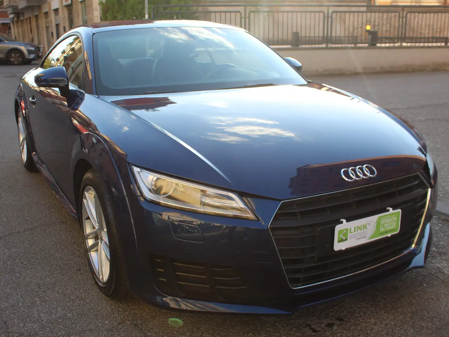 Audi TT Coupe 1.8 TFSI S tronic Синій - 2