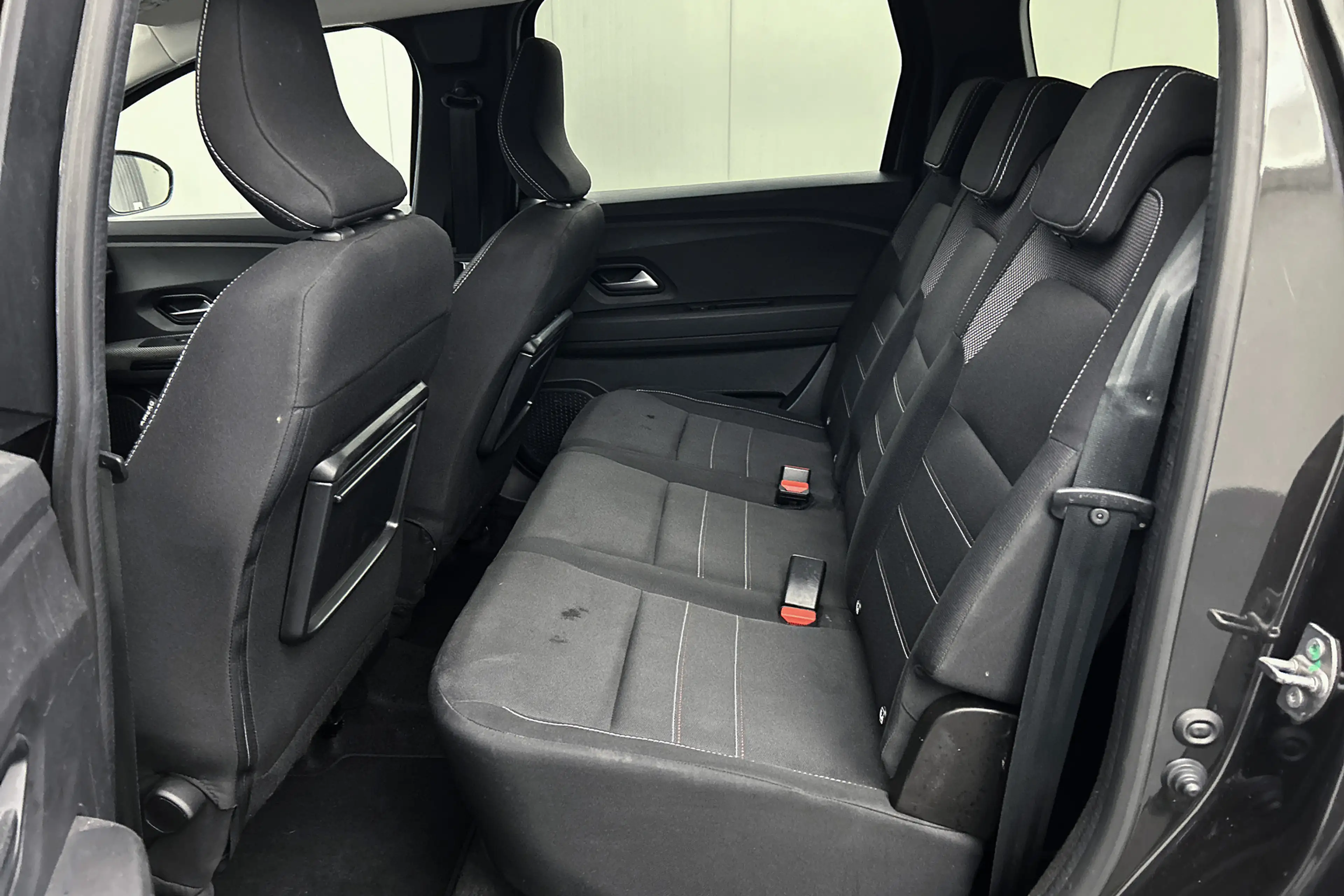 Dacia Jogger 1.0 TCe 110 Extreme 7p. | Camera | LED koplampen | — photo 23