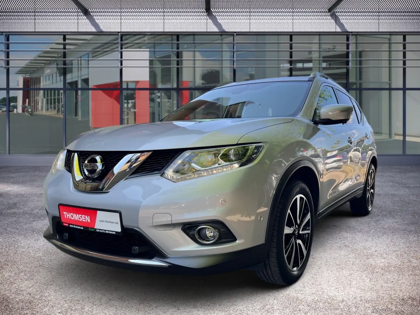 Nissan X-Trail 1.6 dCi Tekna Navi AUT Pano LED ACC 360 Silber - 2