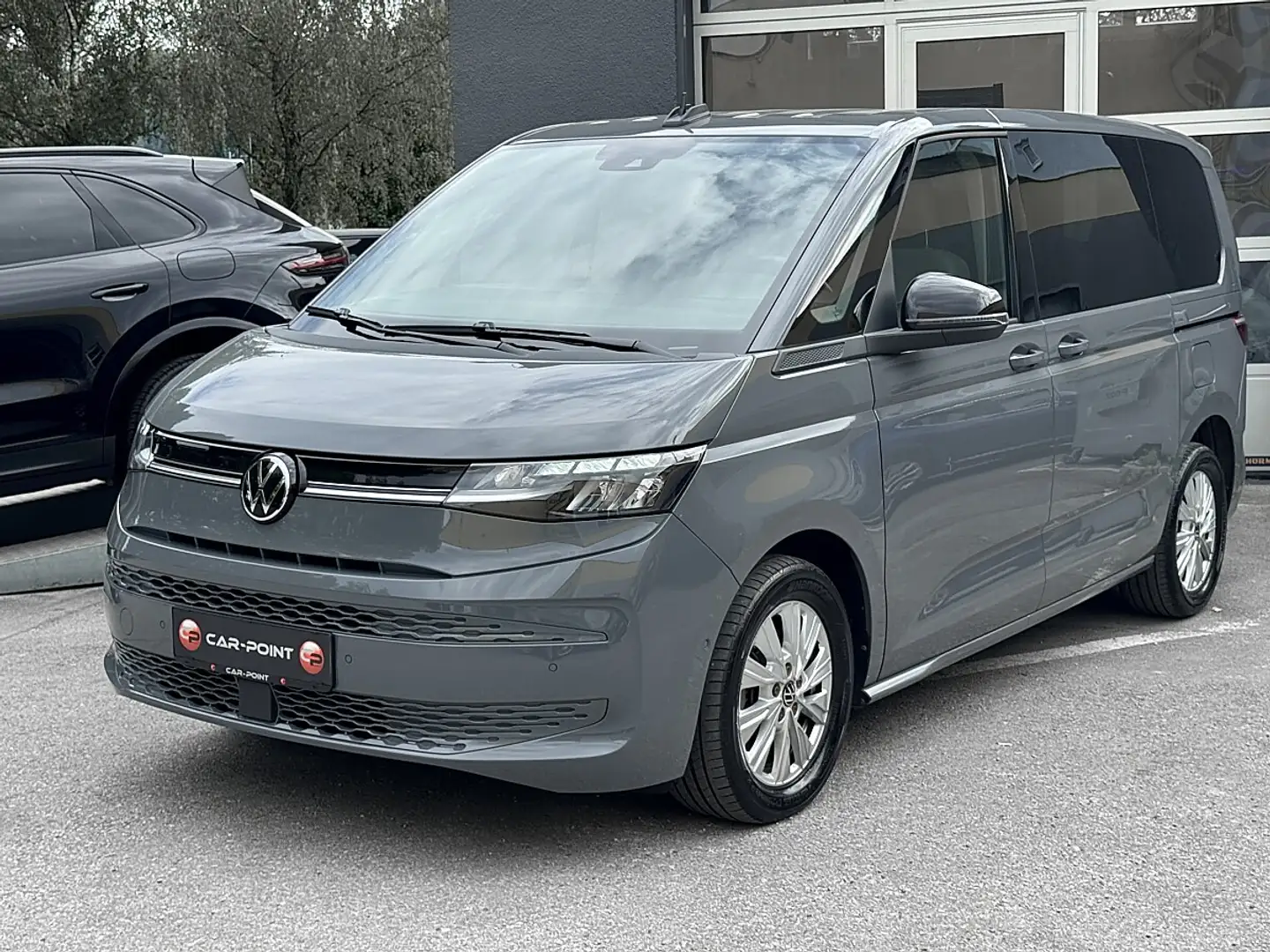 Volkswagen T7 Multivan TSI Life eHybrid PHEV Aut. 7-SITZER/AHK/ACC Grau - 1