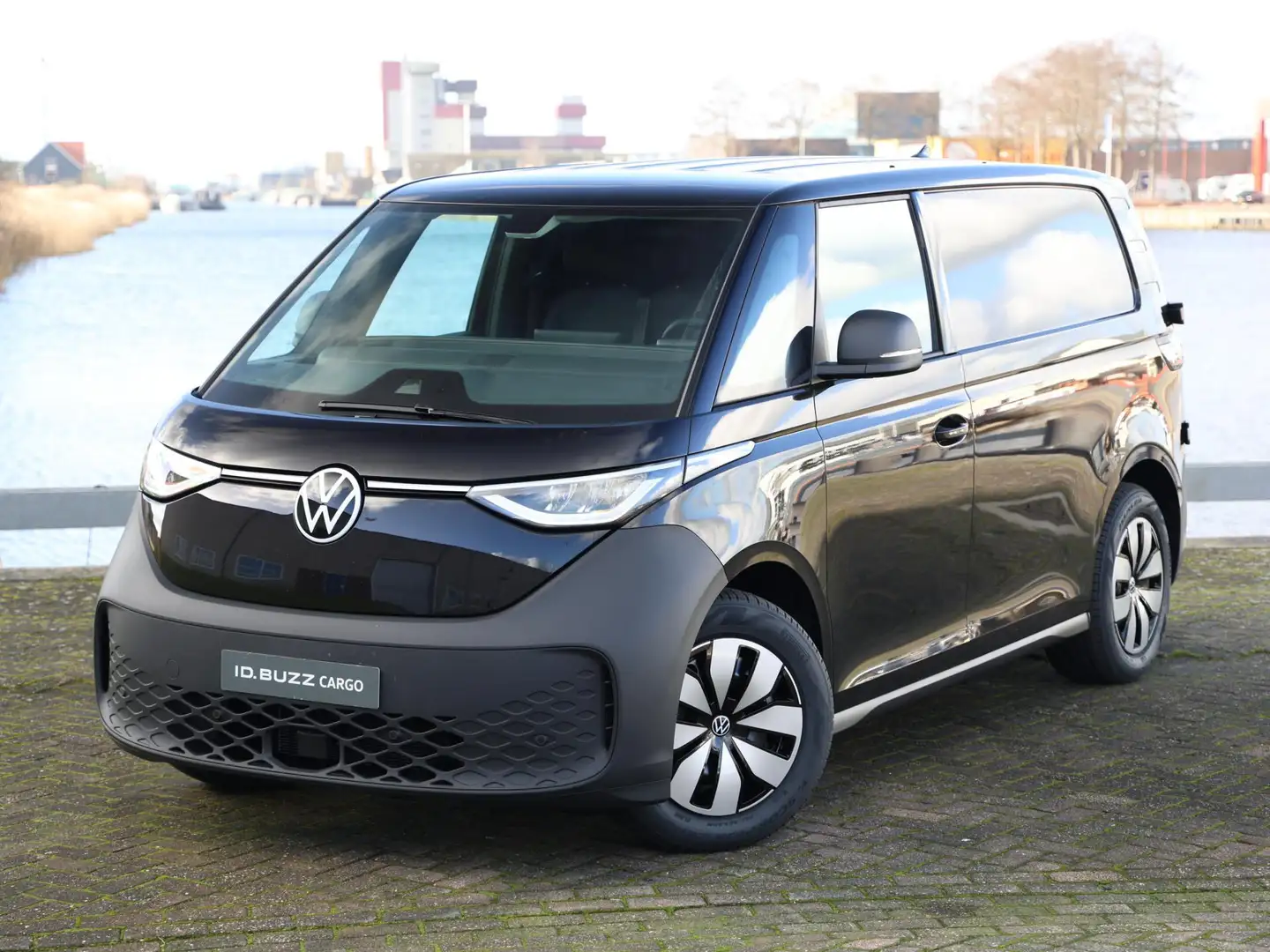 Volkswagen ID. Buzz Cargo Bedrijfswagens Economy Business Elektromotor 210 k Zwart - 2