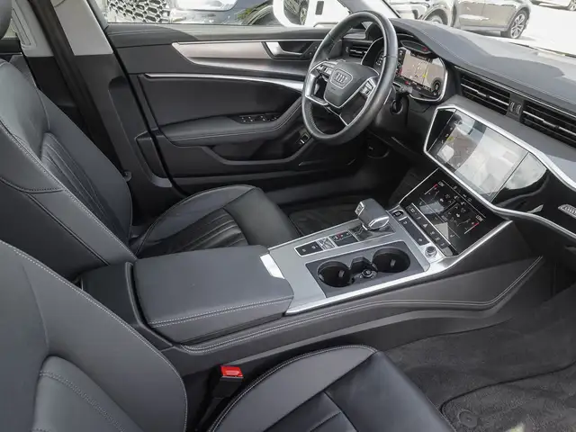 Audi A6 view 8
