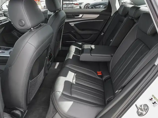 Audi A6 view 16
