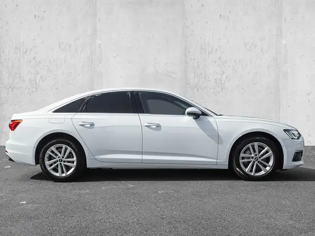 Audi A6 view 5