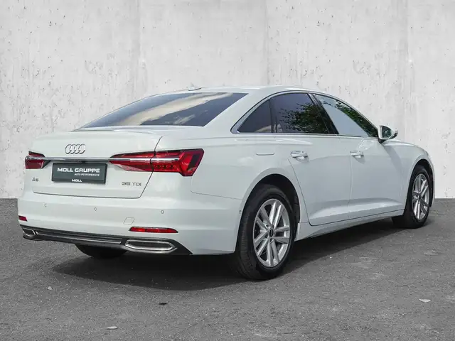 Audi A6 view 4