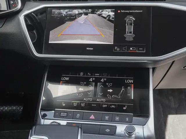 Audi A6 view 13