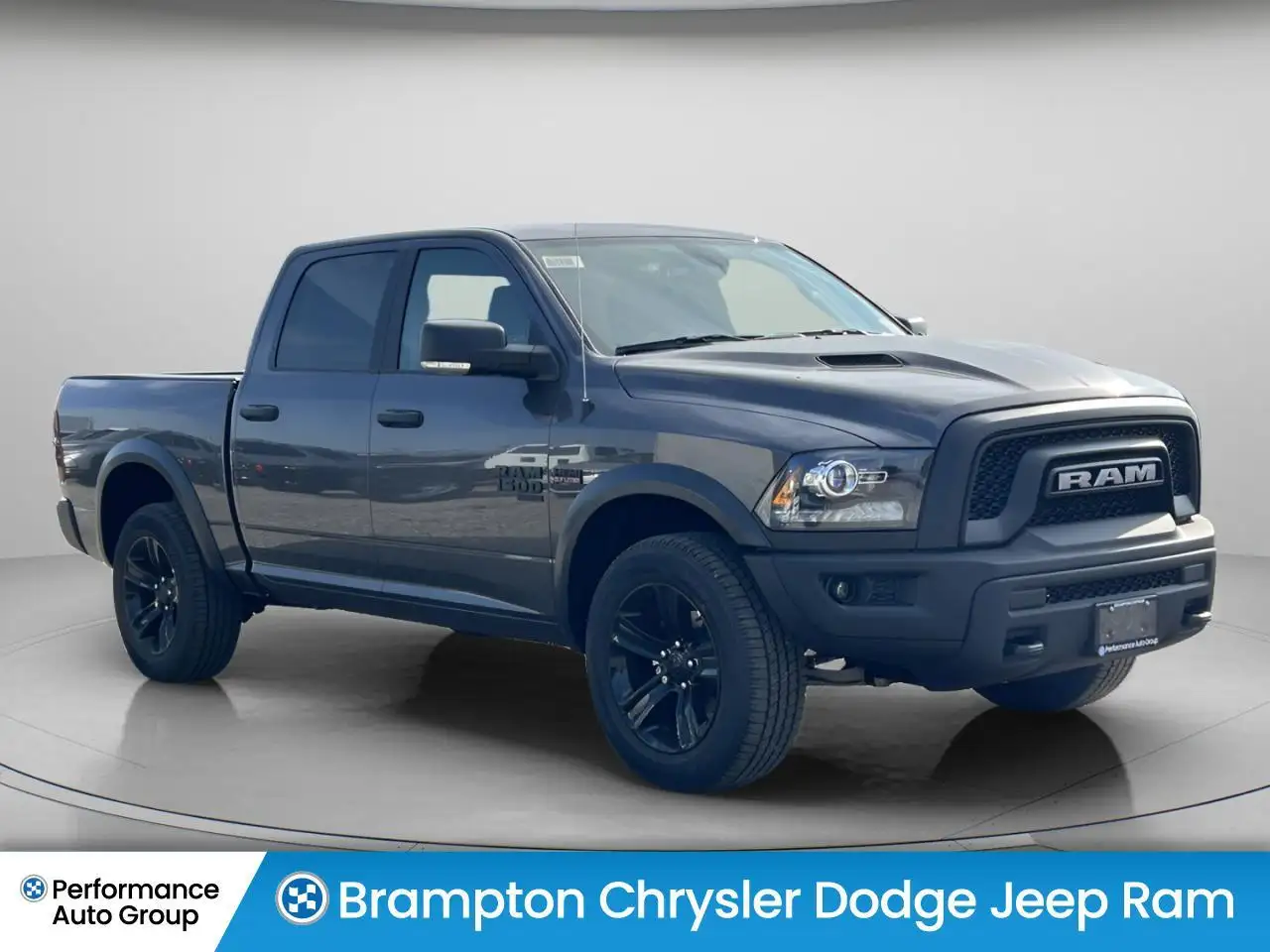 RAM 1500 снимка RAM 1500