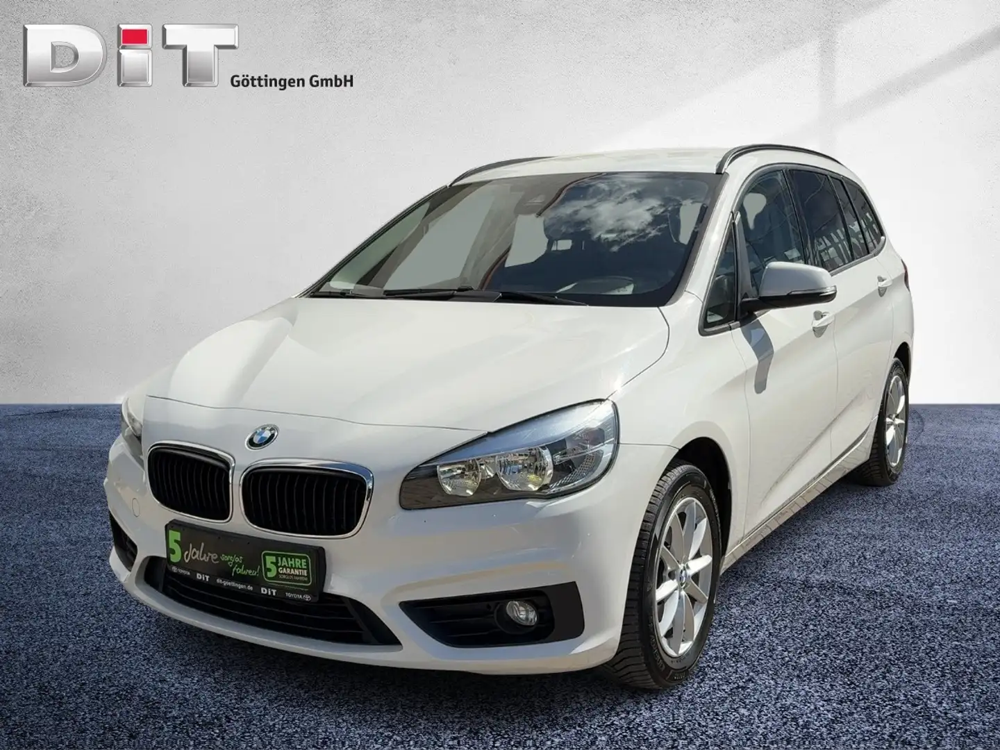 BMW 218 d Gran Tourer Advantage KlimaA LM PDC Beyaz - 1