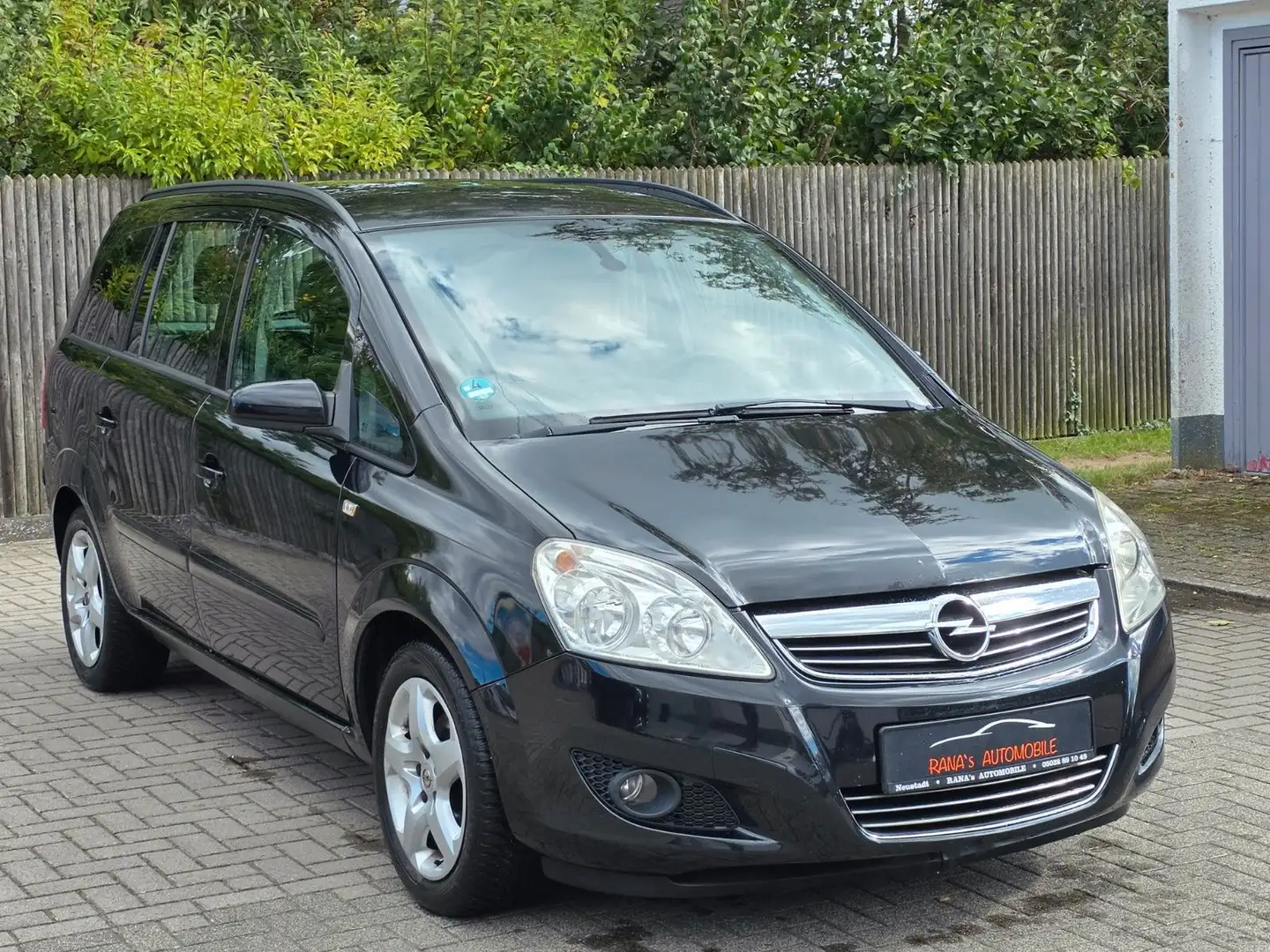 Opel Zafira B Edition Schwarz - 2