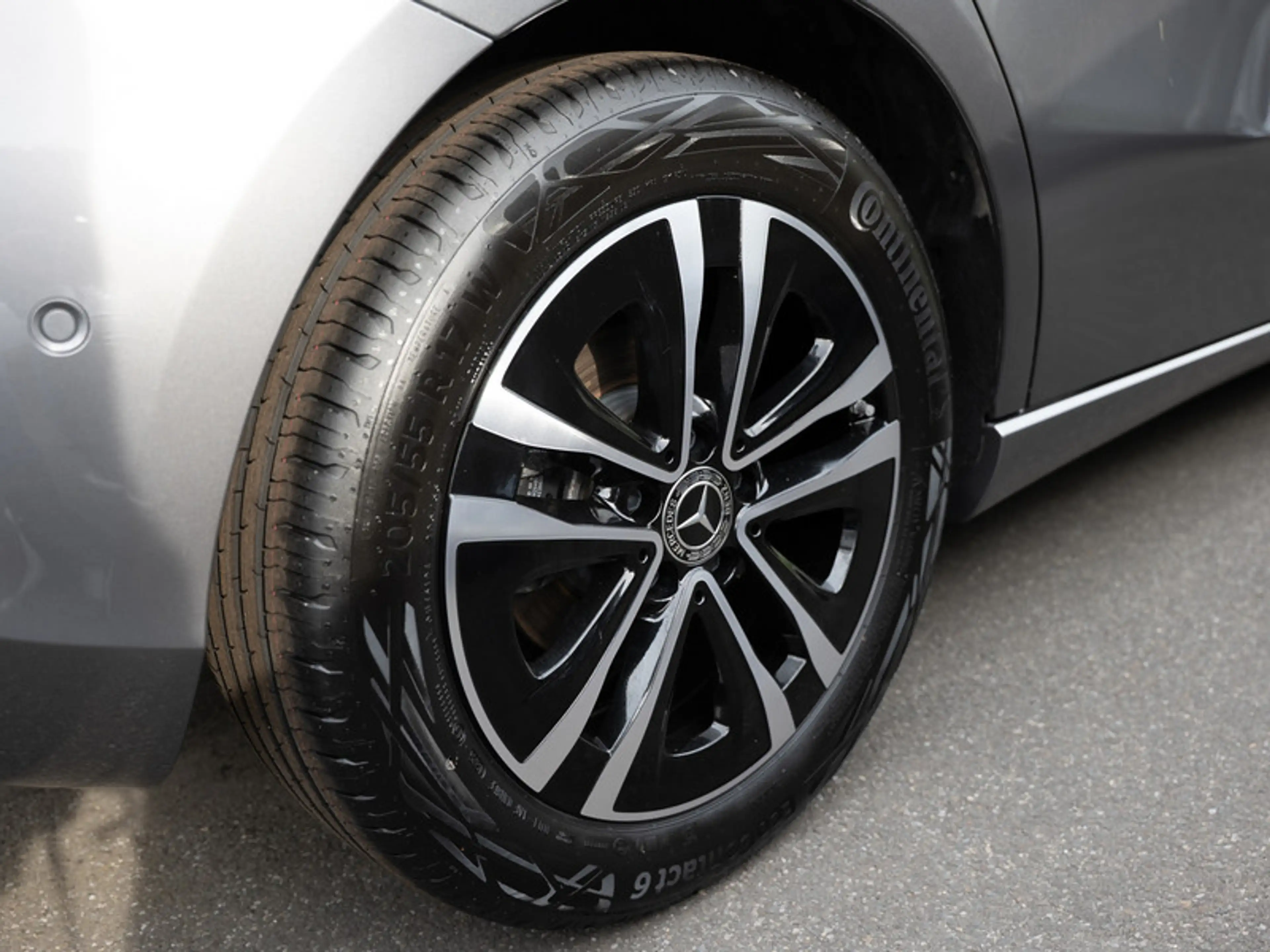 Mercedes-Benz A 200 Progressive/LED/Kamera/Winter/SHZ/17' — photo 6