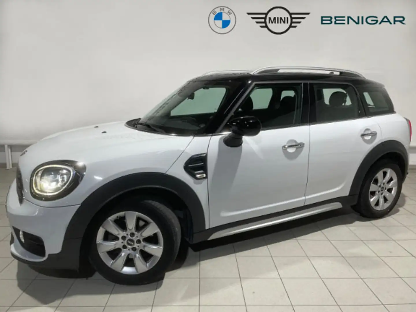 MINI Cooper Countryman AUT. White - 1