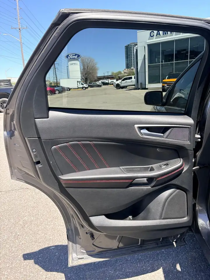 Ford Edge снимка Ford Edge