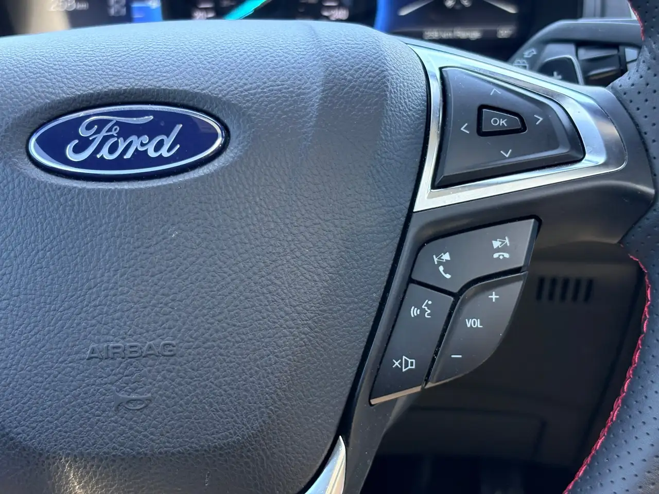 Ford Edge снимка Ford Edge