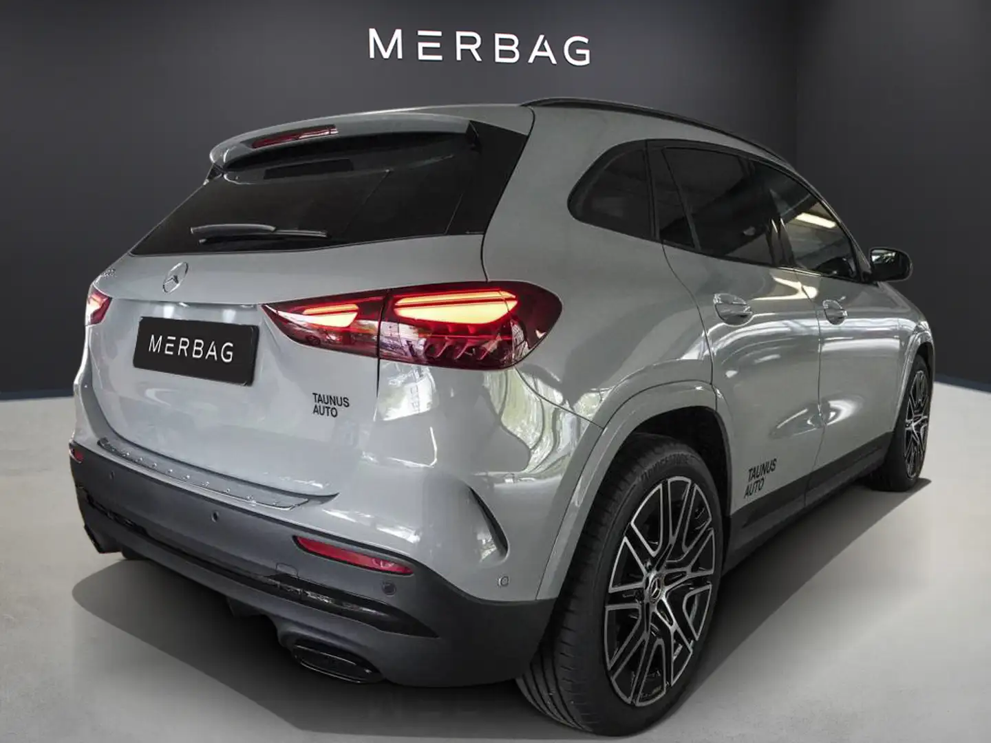Mercedes-Benz GLA 200 AMG-NIGHT-MULTIBEAM-AHK-KAM-UVP 60.000,- Grigio - 2