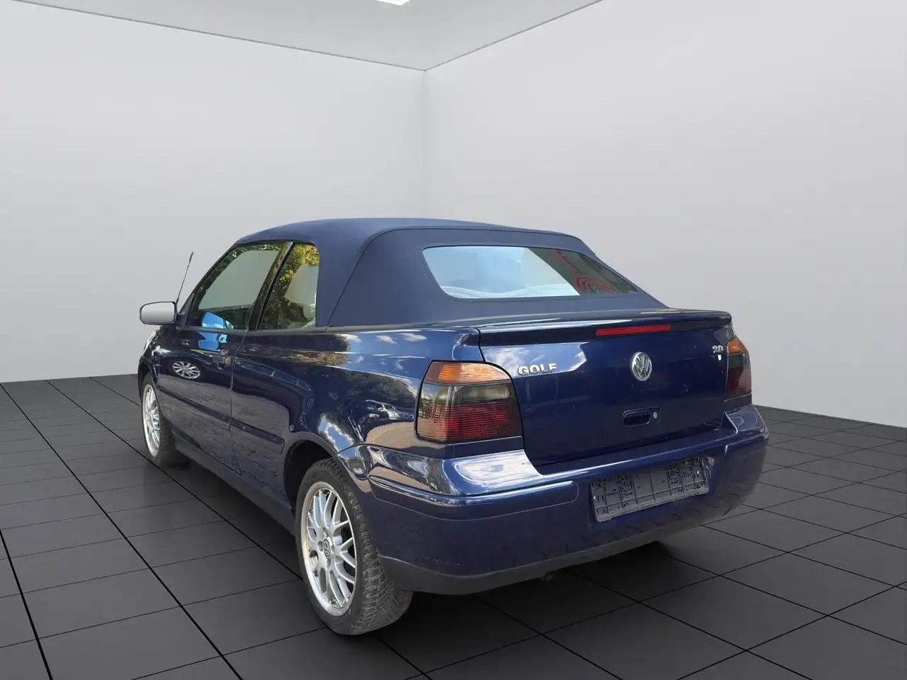 Volkswagen Golf Classicline Metallic|CABRIO|LEDER|SCHKHEFT, foto 4