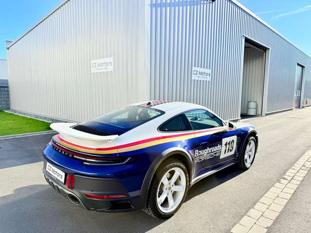 Porsche 992 911 Dakar Rallye Design Paket Burmester 1. Hand
