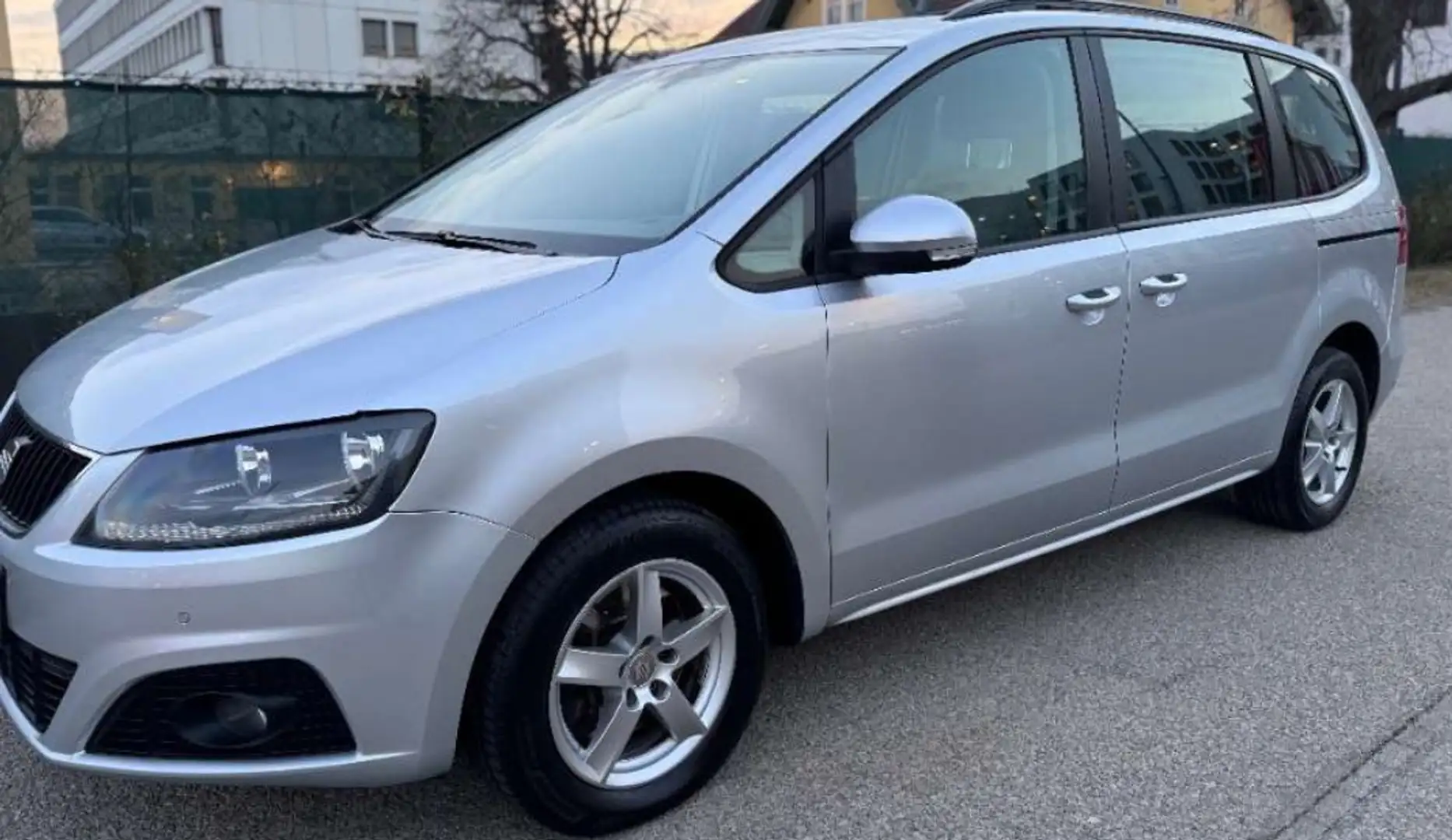 SEAT Alhambra 2.0 TDI Ecomotive Reference - 1