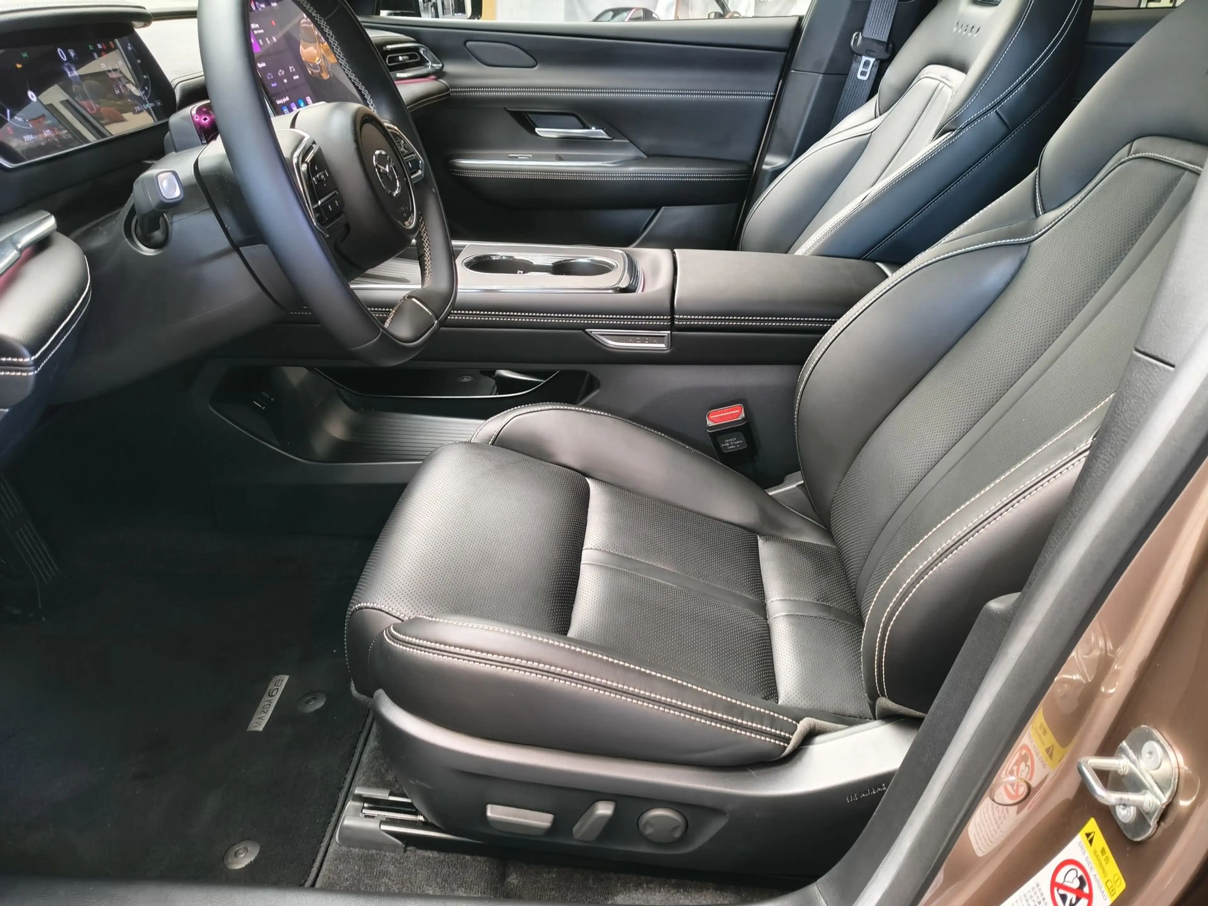 Mazda 6e 6e 5HB EV 68,5 kWh 258pk Takumi demowagen — photo 10