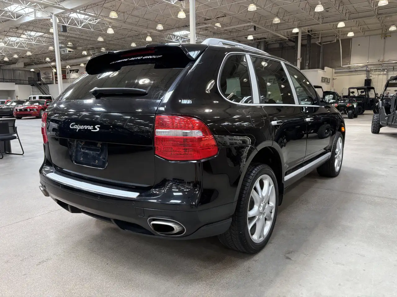 Porsche Cayenne снимка Porsche Cayenne