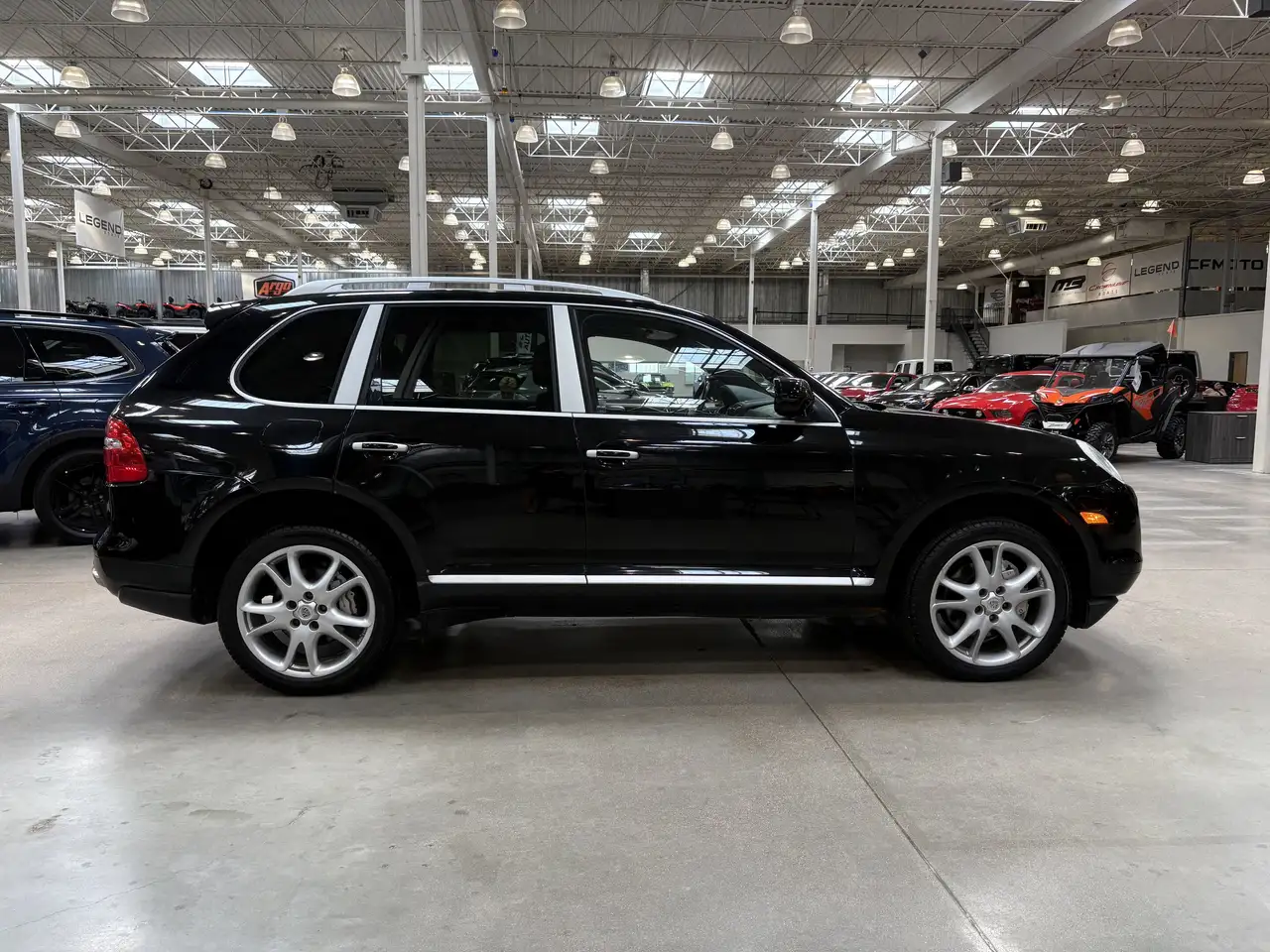 Porsche Cayenne снимка Porsche Cayenne