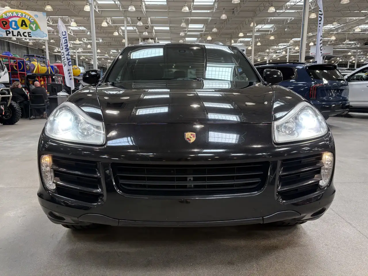 Porsche Cayenne снимка Porsche Cayenne