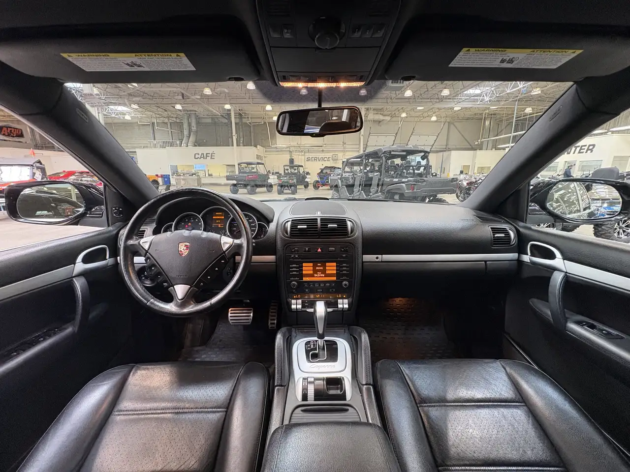 Porsche Cayenne снимка Porsche Cayenne