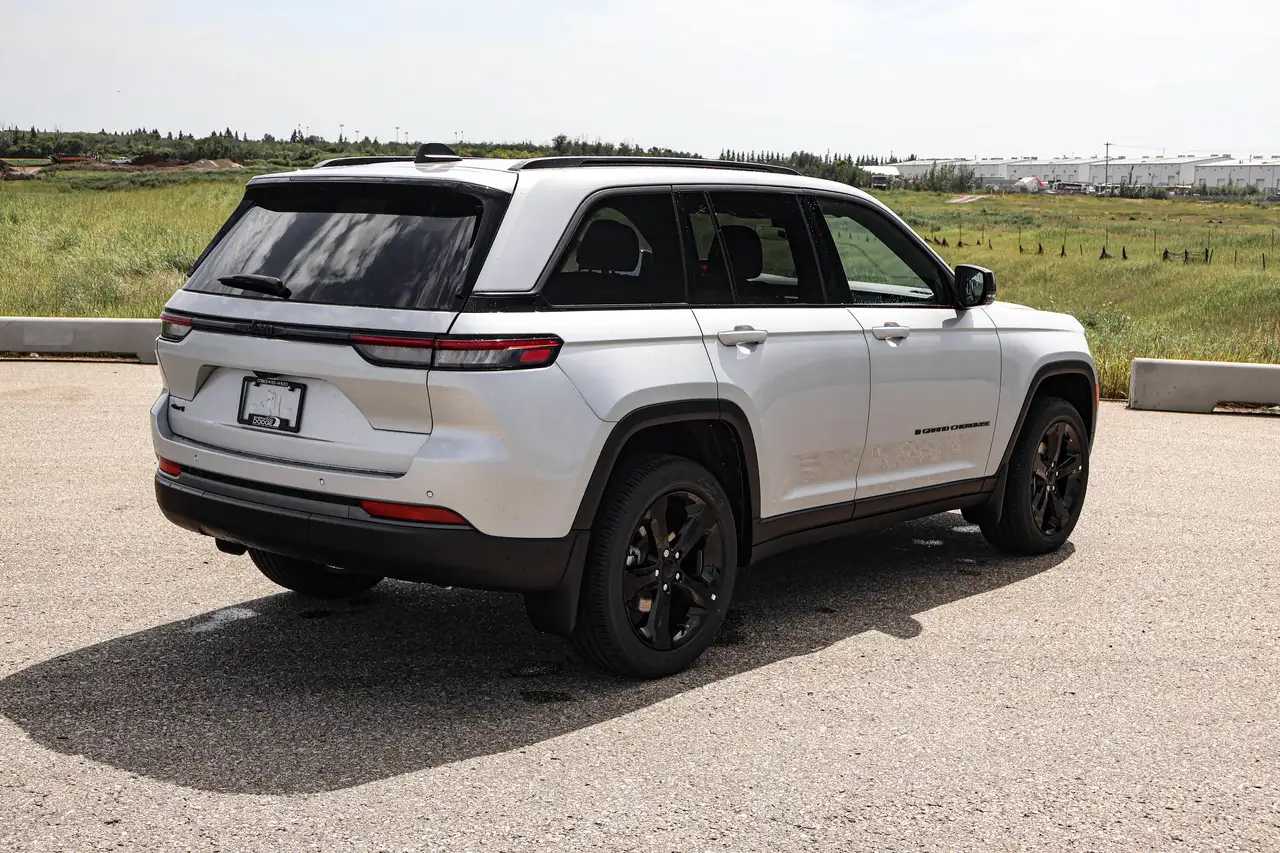 Jeep Grand Cherokee fotografie Jeep Grand Cherokee