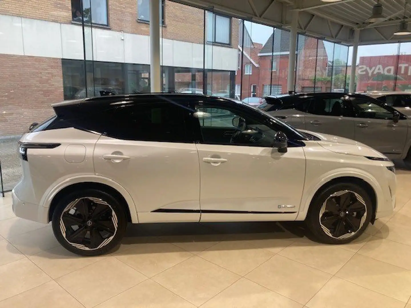 Nissan Qashqai 1.5 DIG-T e-Power N-DESIGN Gris - 1
