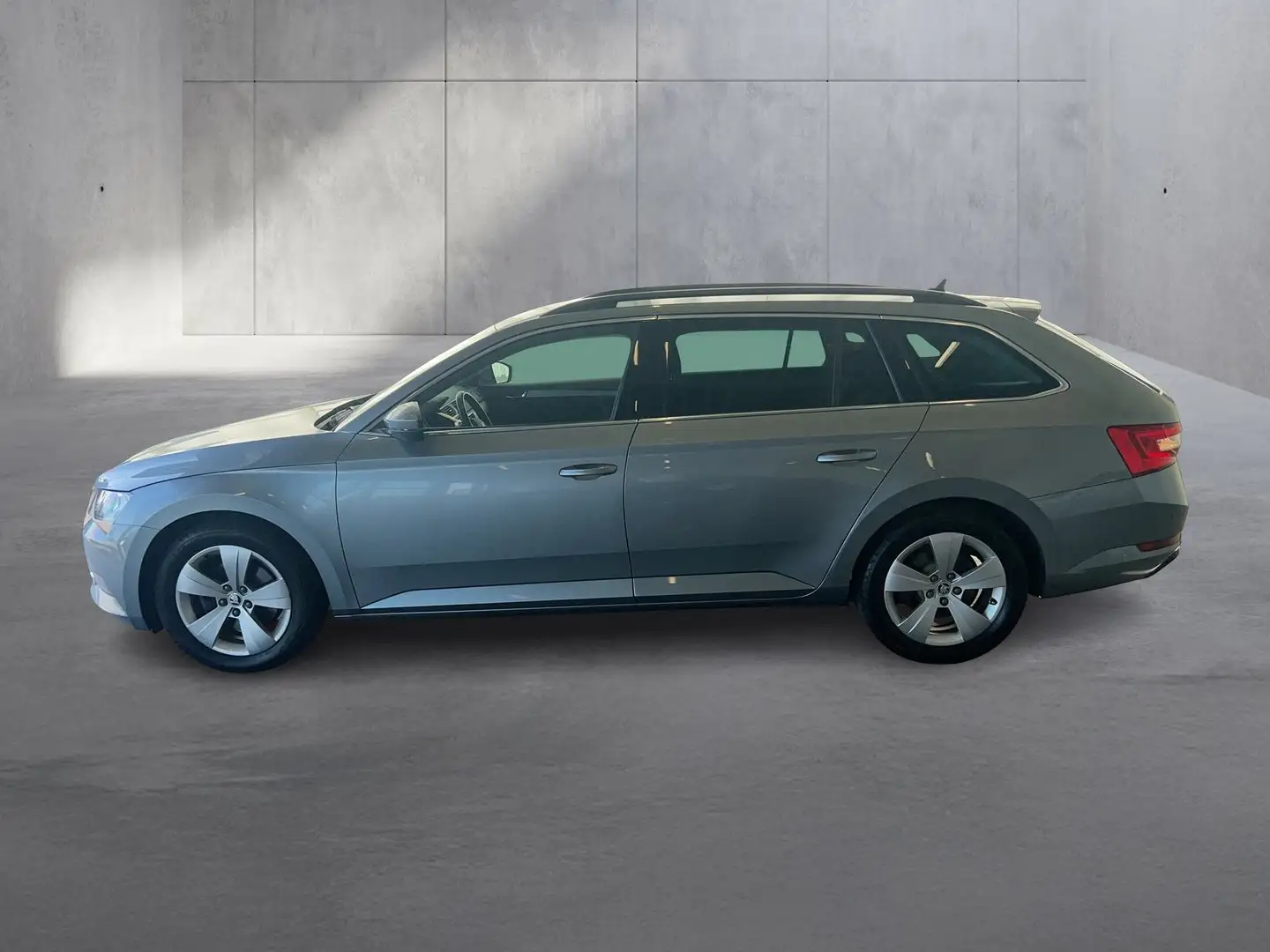 Skoda Superb Ambition TSI ACT Grau - 2