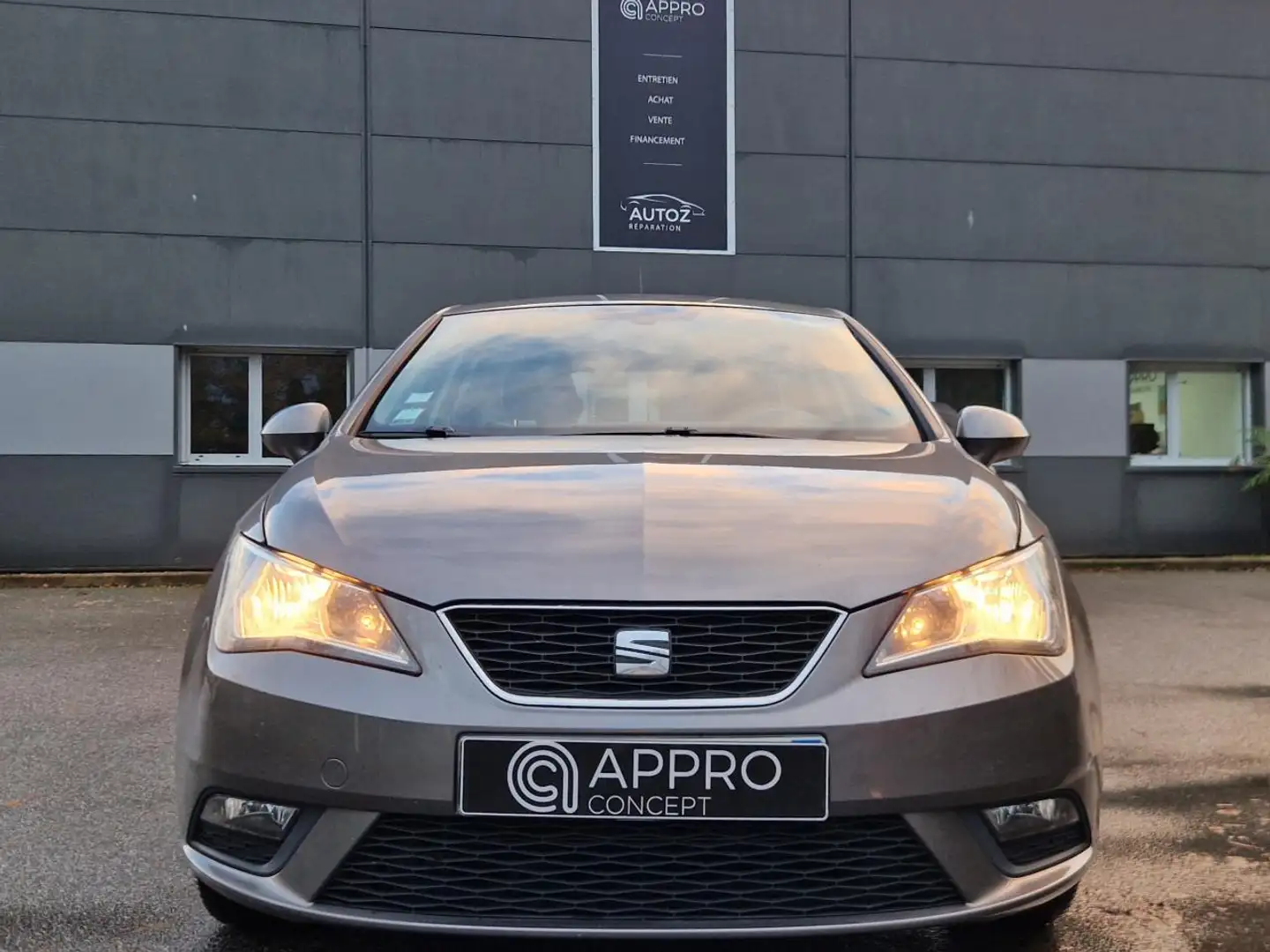 SEAT Ibiza Ibiza 1.2 TSI - 90  2008 BERLINE myCANAL PHASE 3 Gris - 2