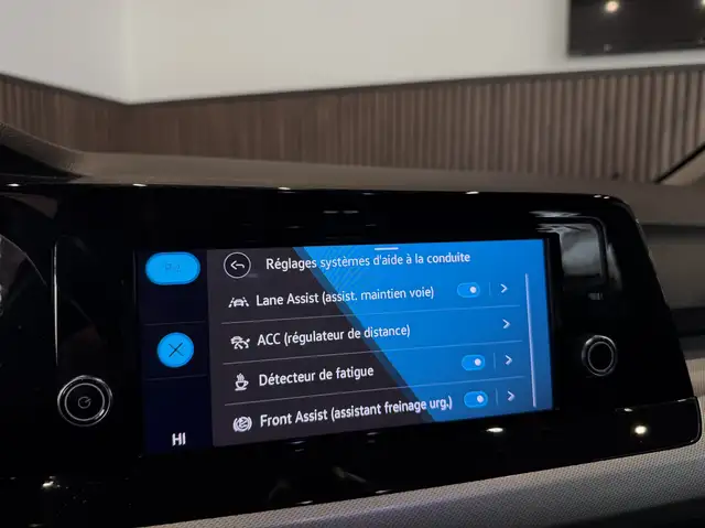 Volkswagen Golf view 13