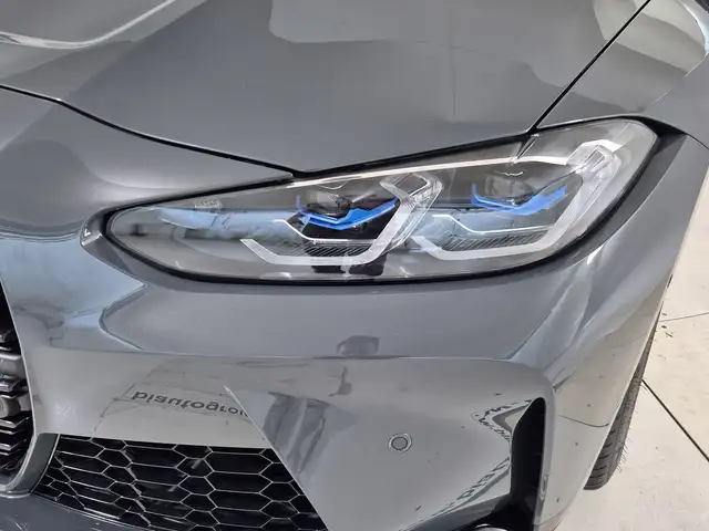 BMW M4 view 19