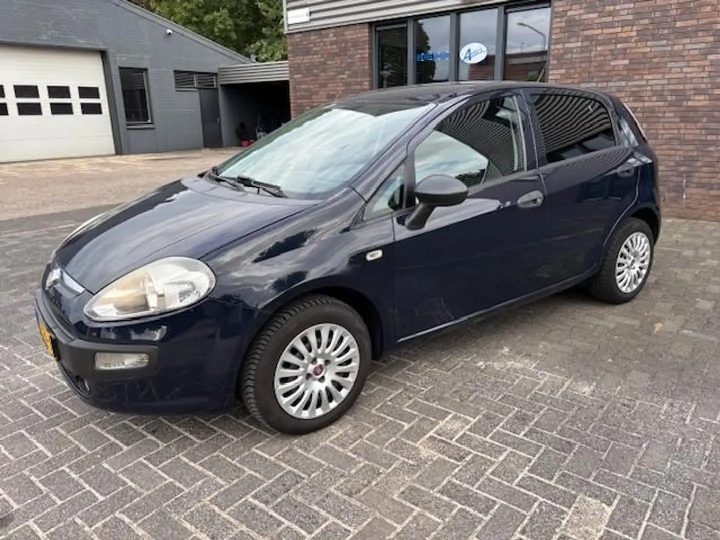 Fiat Punto Evo 1.4 Dynamic 5 drs Airco apk tot 15-07-2026 Blue - 2