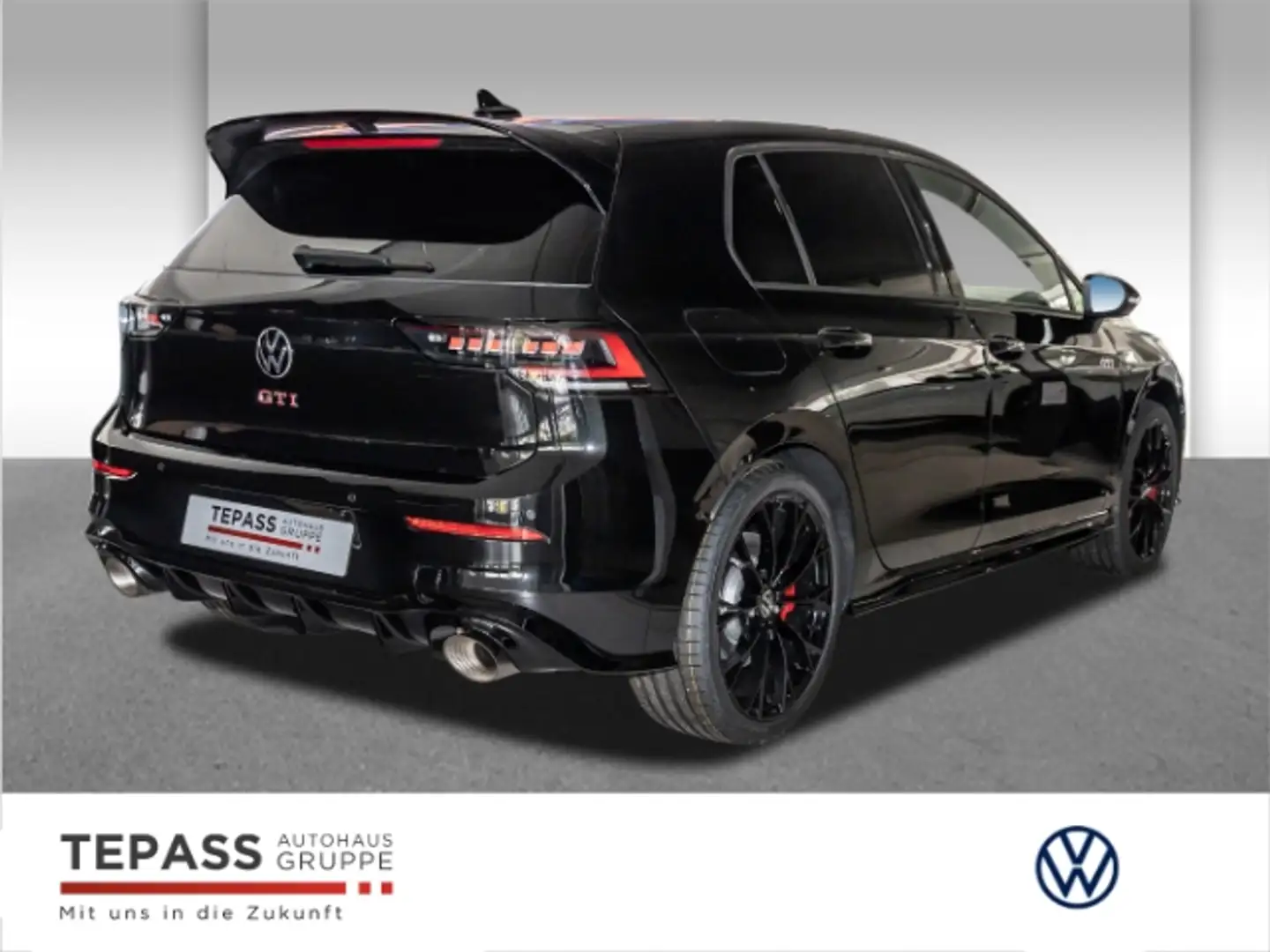 Volkswagen Golf GTI VIII 2.0 TSI Clubsport MATRIX PANO DCC Černá - 2